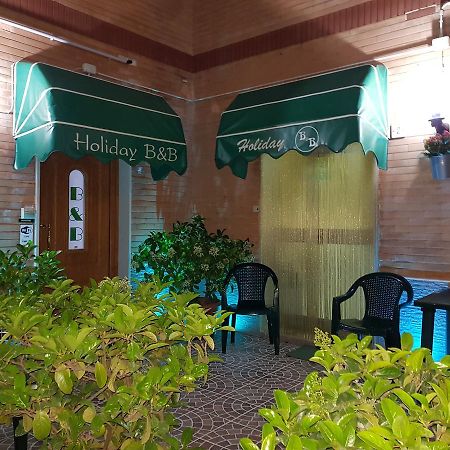 Holiday B&B Vico Del Gargano Bagian luar foto