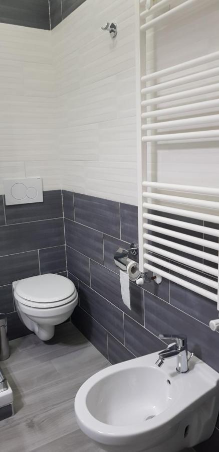 Holiday B&B Vico Del Gargano Bagian luar foto