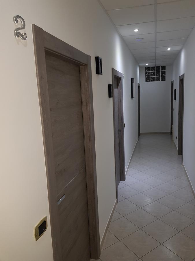 Holiday B&B Vico Del Gargano Bagian luar foto