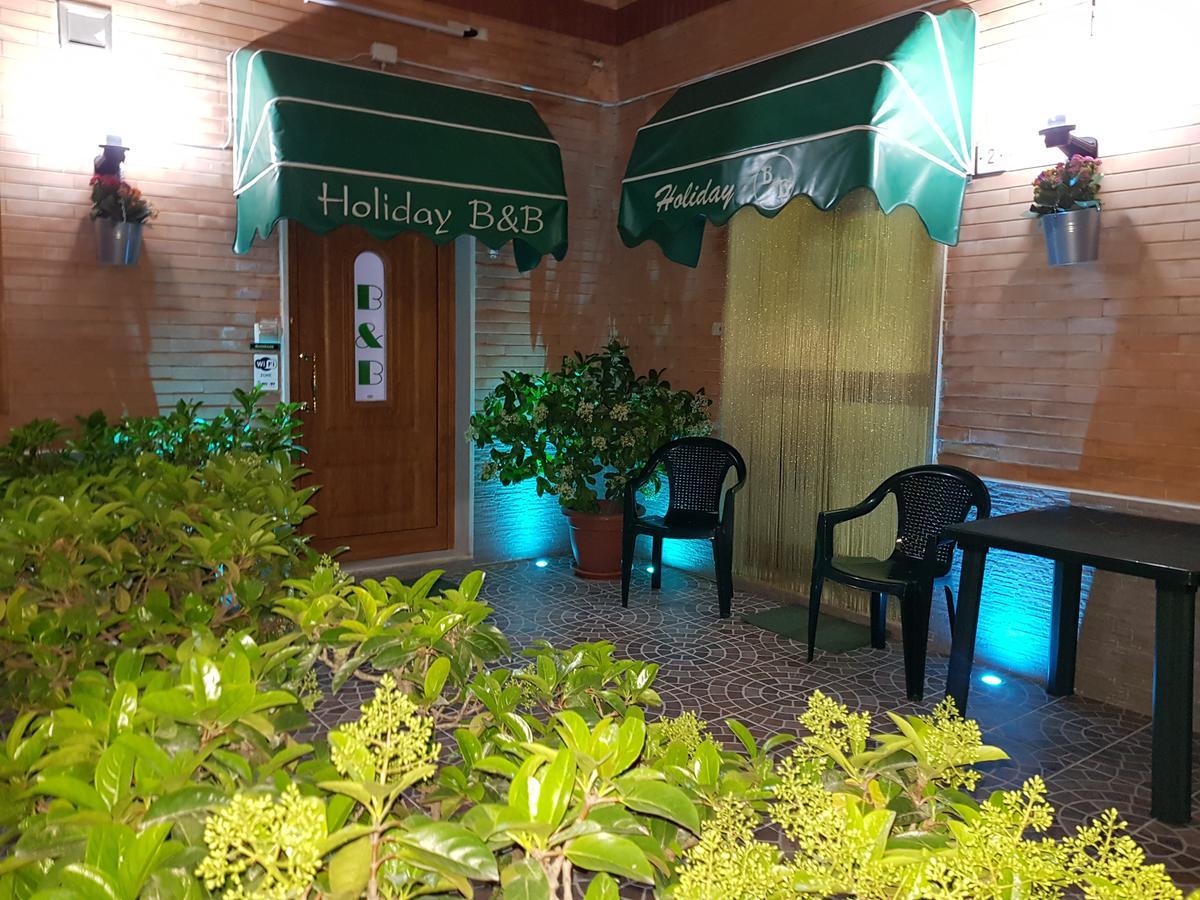Holiday B&B Vico Del Gargano Bagian luar foto