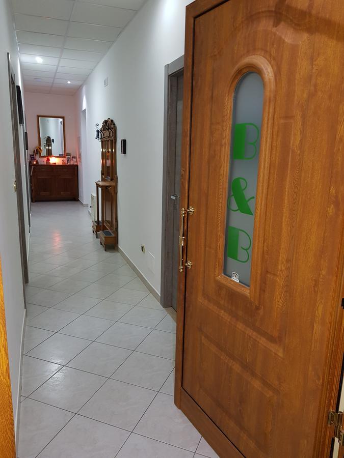 Holiday B&B Vico Del Gargano Bagian luar foto